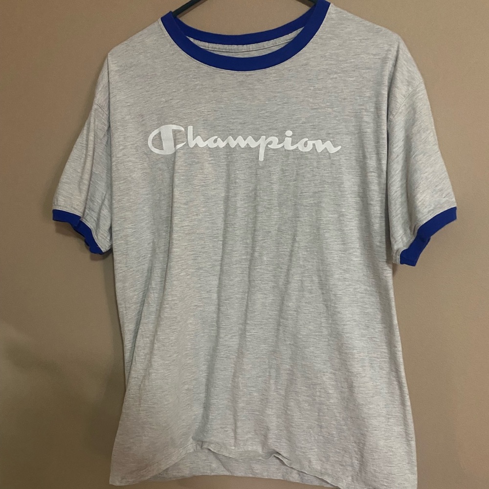 Champion T-shirt